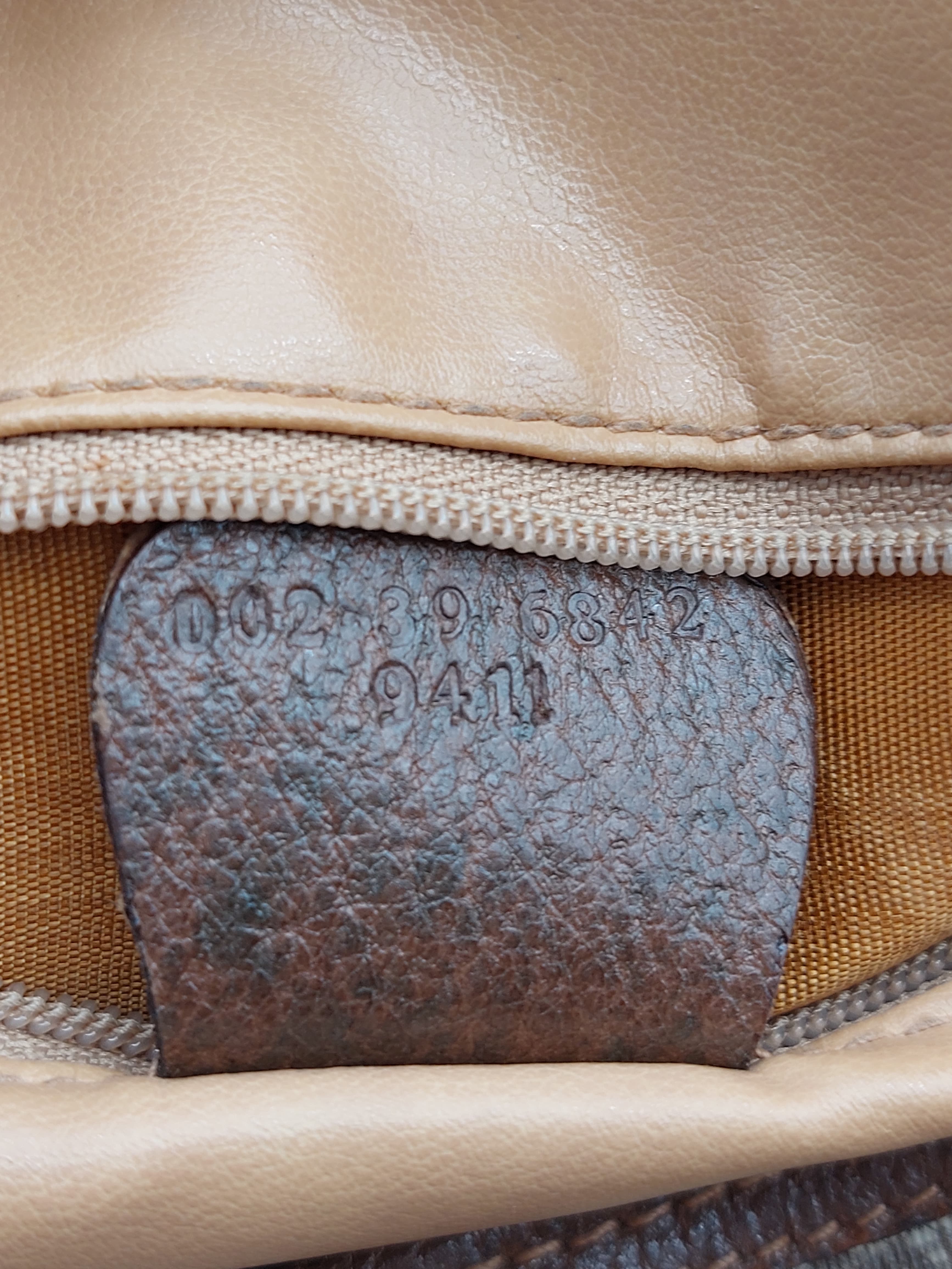 Boston bag