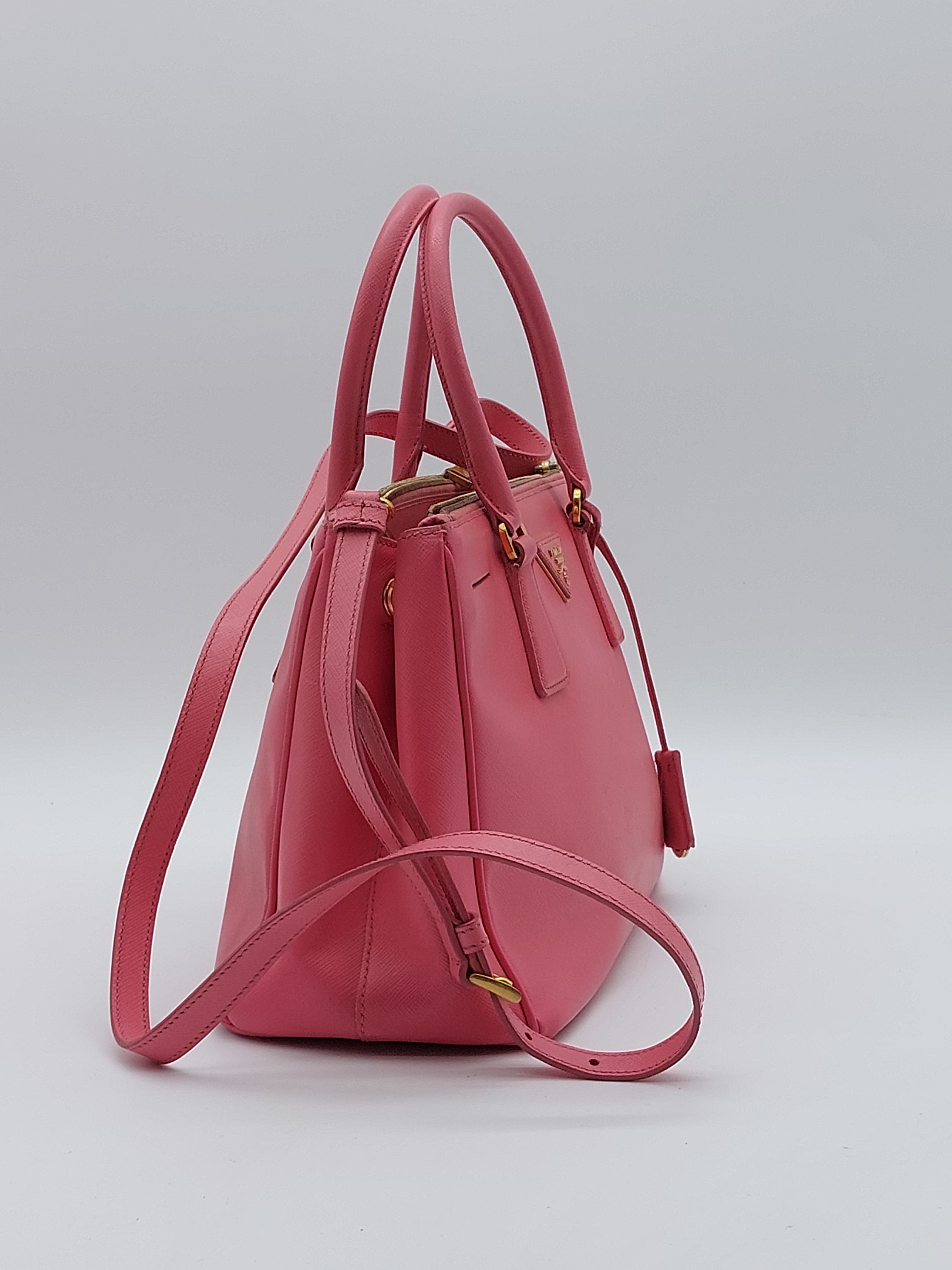 Prada Galeria Saffiano