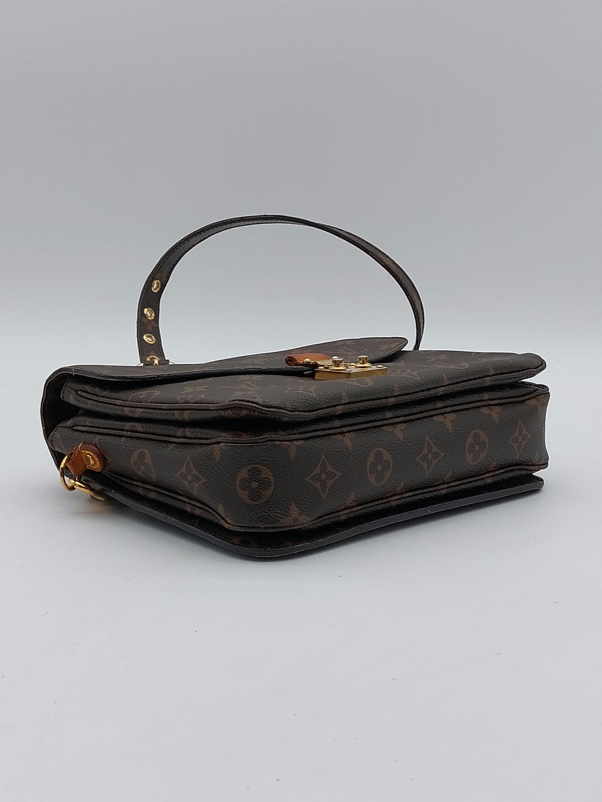 Louis Vuitton Pochette Métis
