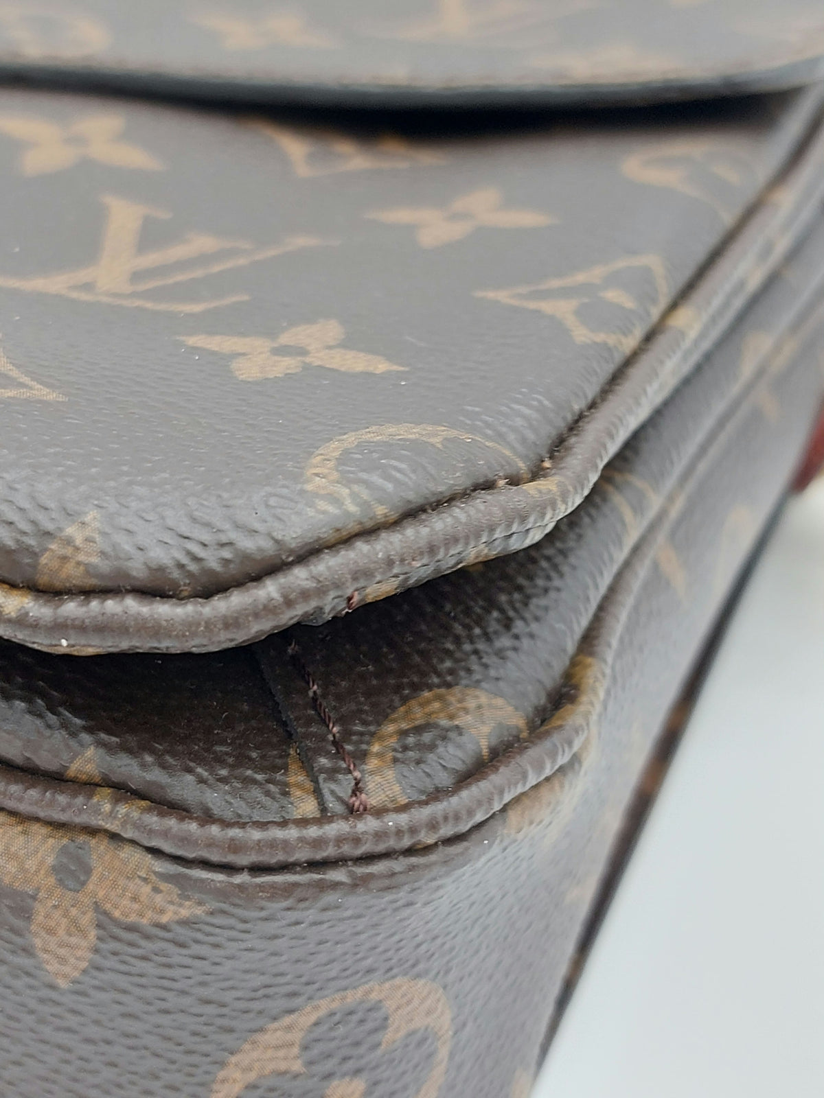 Louis Vuitton Pochette Métis