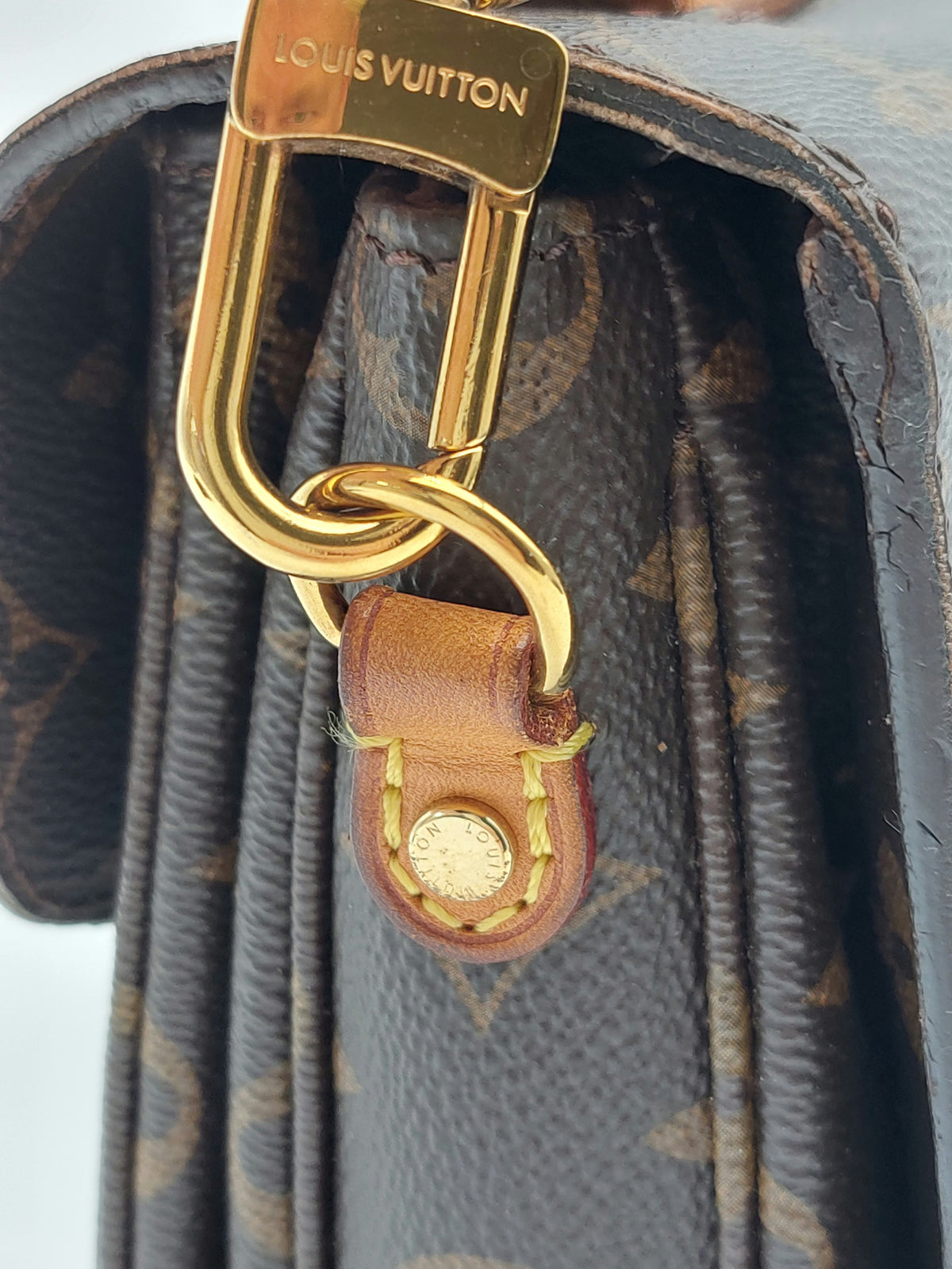 Louis Vuitton Pochette Métis