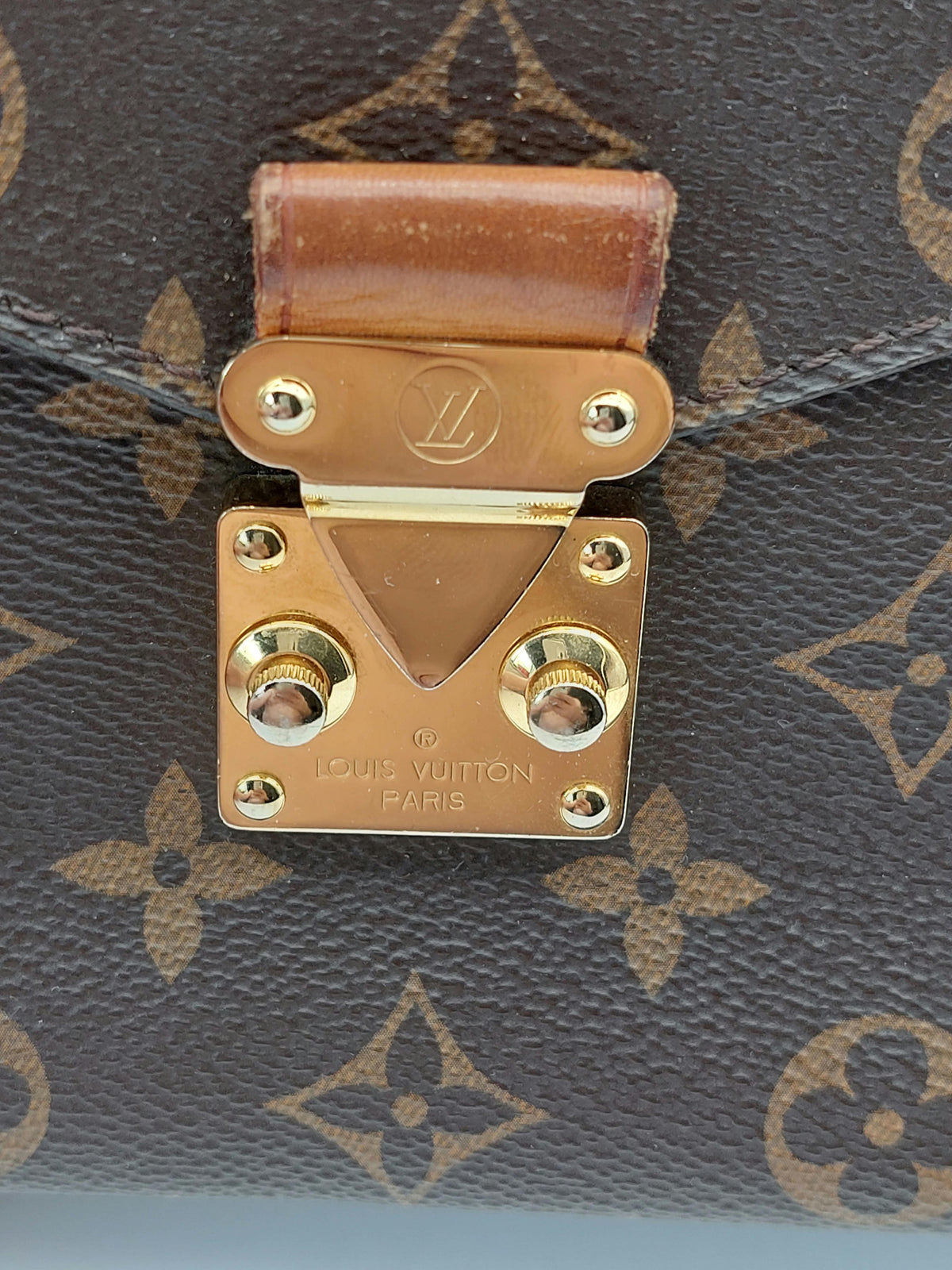 Louis Vuitton Pochette Métis