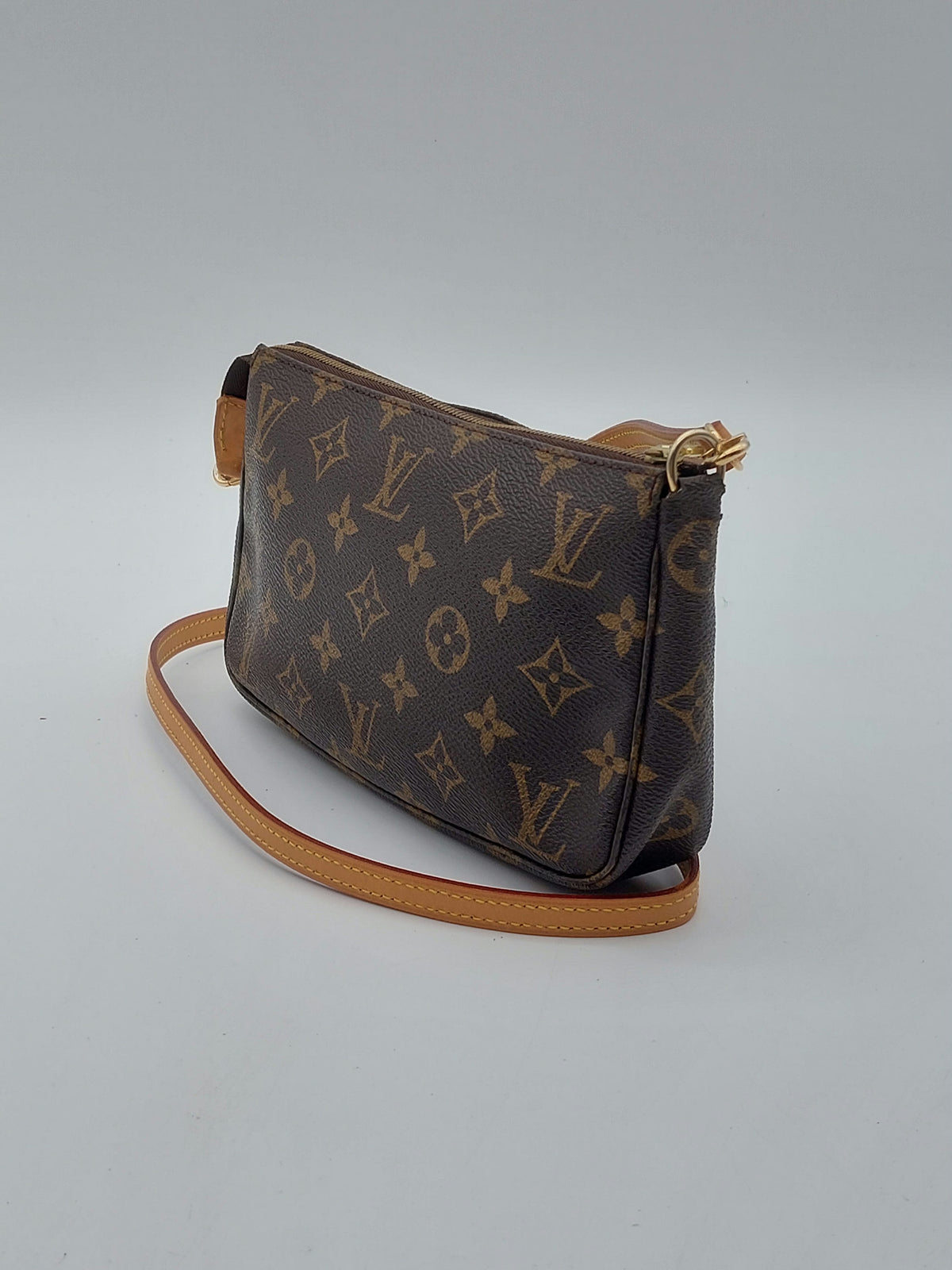 Pochette Accessoires with strap