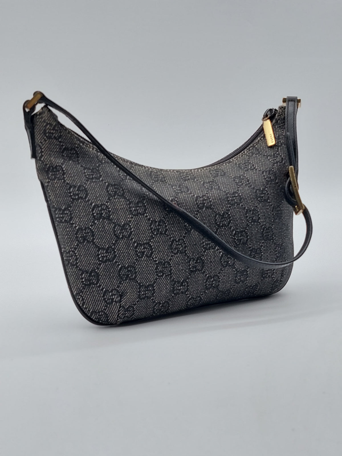 GG Canvas Pochette