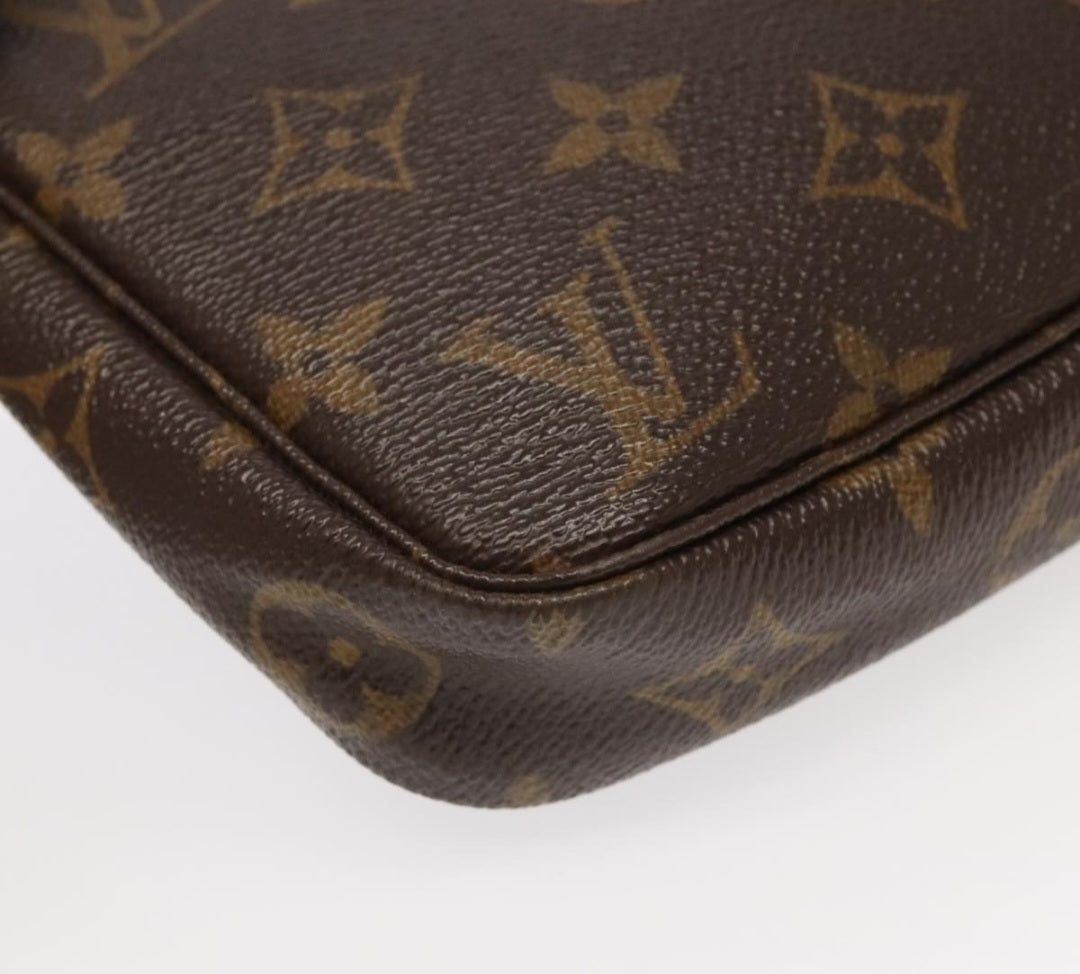 Louis Vuitton Pochette Accessoires