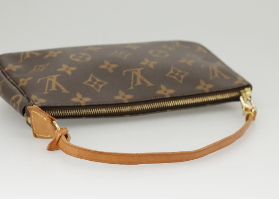 Louis Vuitton Pochette Accessoires