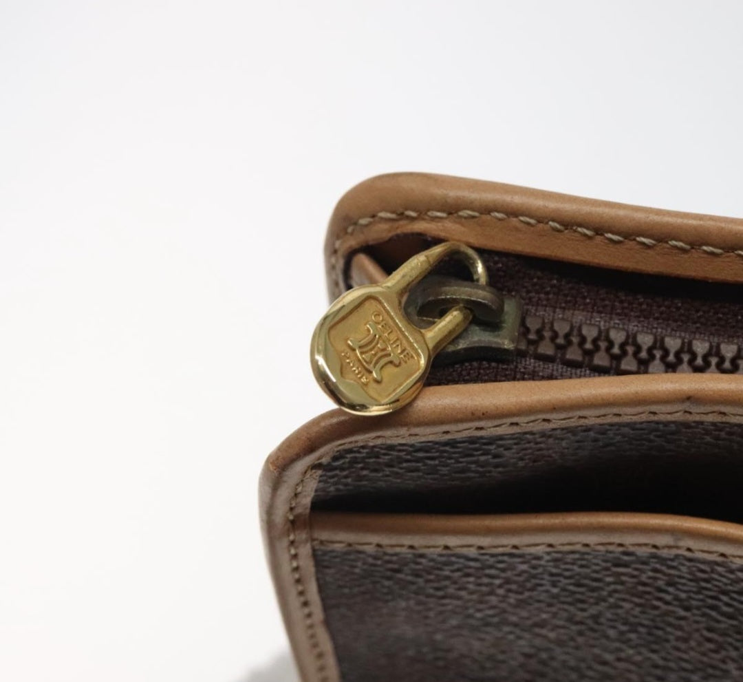 Céline Trousse Toilette