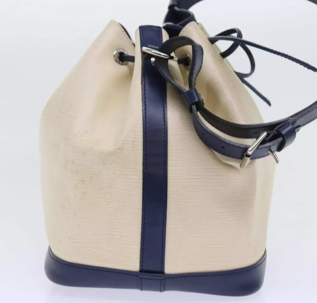 Louis Vuitton Petit Noe Epi leather White Blue