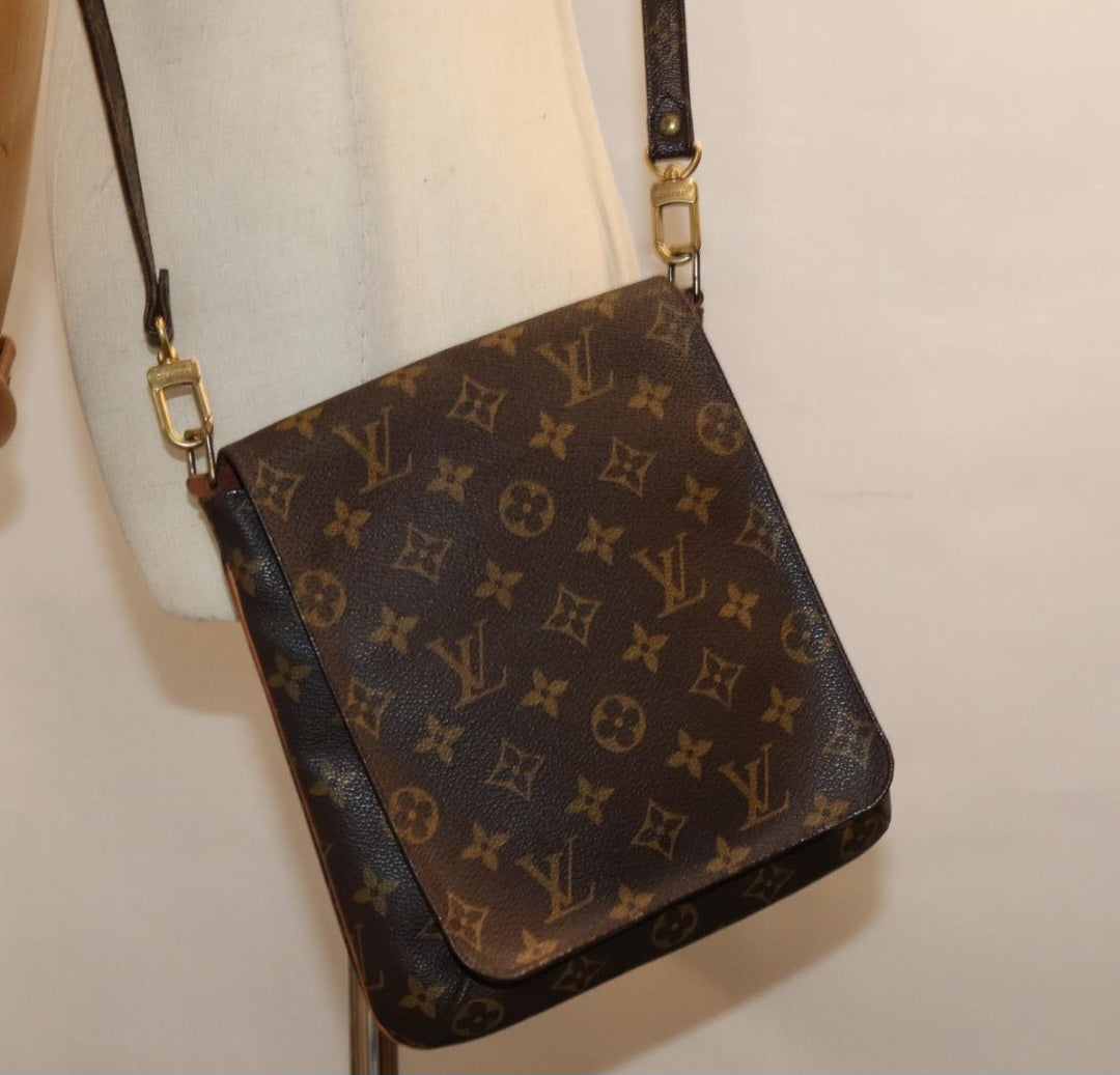 Louis Vuitton Musette Salsa