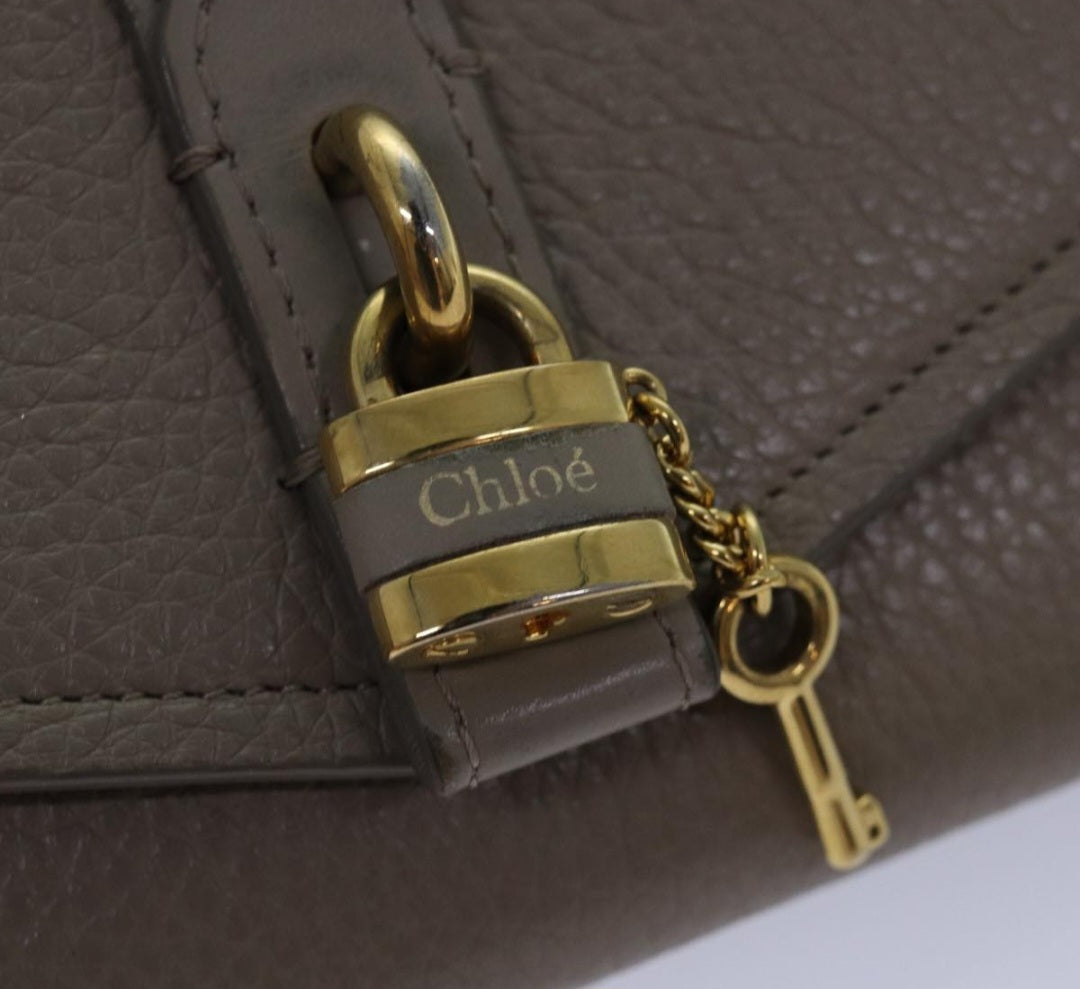 Chloe Aby Wallet on Chain